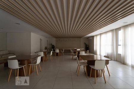 Apartamento para alugar com 82m², 2 quartos e 2 vagasSalão de festas