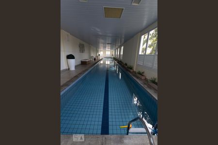 Apartamento para alugar com 82m², 2 quartos e 2 vagasPiscina
