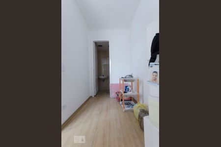 Apartamento à venda com 95m², 3 quartos e 1 vagaquarto de serviço 