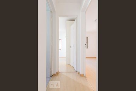 Apartamento para alugar com 52m², 2 quartos e 1 vagaCorredor Quartos