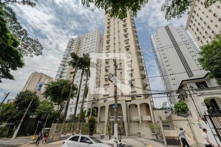 Apartamento para alugar com 35m², 1 quarto e 1 vagaFachada