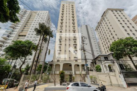 Apartamento para alugar com 35m², 1 quarto e 1 vagaFachada