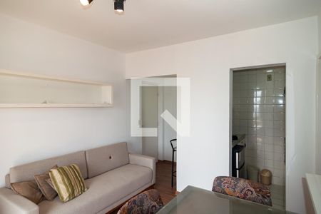 Sala de apartamento para alugar com 1 quarto, 35m² em Morro dos Ingleses, São Paulo