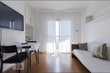 sala de apartamento para alugar com 1 quarto, 35m² em Morro dos Ingleses, São Paulo