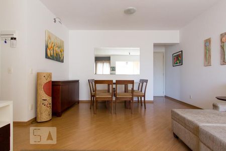 Sala de apartamento para alugar com 2 quartos, 70m² em Vila Nova Conceição, São Paulo