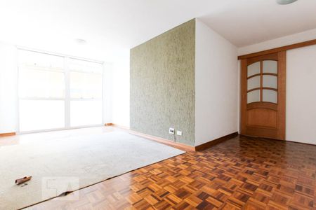 Sala de apartamento à venda com 2 quartos, 90m² em Itaim, São Paulo