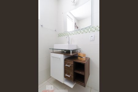 Banheiro de apartamento para alugar com 1 quarto, 52m² em Bonfim, Campinas