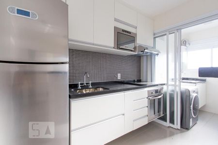 Cozinha de apartamento para alugar com 1 quarto, 51m² em Cidade Monções, São Paulo
