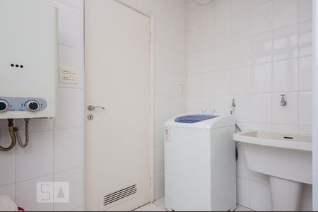 Apartamento para alugar com 70m², 2 quartos e 1 vagaÁrea de serviço com máquina de lavar roupas