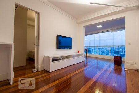 Sala de apartamento para alugar com 1 quarto, 54m² em Cidade Monções, São Paulo