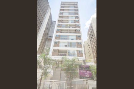 Studio à venda com 32m², 1 quarto e 1 vaga Studio à venda com 32m², 1 quarto e 1 vagaFachada