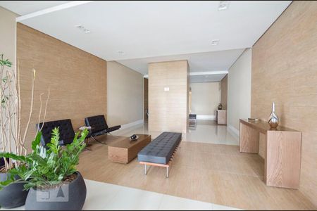 Studio à venda com 32m², 1 quarto e 1 vaga Studio à venda com 32m², 1 quarto e 1 vagaHall de entrada Interno