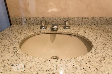 Apartamento para alugar com 85m², 3 quartos e 1 vagaBanheiro 2