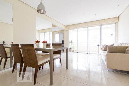 Apartamento à venda com 104m², 3 quartos e 3 vagas Apartamento à venda com 104m², 3 quartos e 3 vagasSala