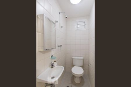 Apartamento à venda com 104m², 3 quartos e 3 vagas Apartamento à venda com 104m², 3 quartos e 3 vagasBanheiro Área de Serviço