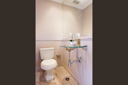 Apartamento à venda com 104m², 3 quartos e 3 vagas Apartamento à venda com 104m², 3 quartos e 3 vagasLavabo