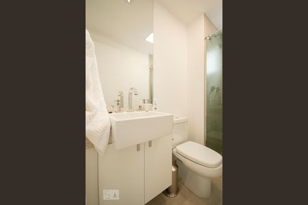 Apartamento para alugar com 70m², 1 quarto e 1 vaga Apartamento para alugar com 70m², 1 quarto e 1 vagaBanheiro