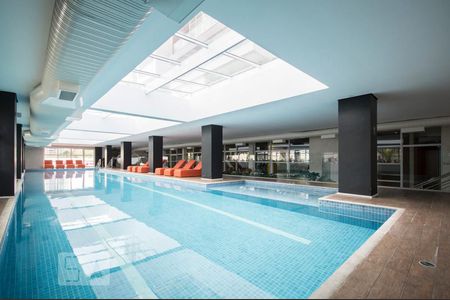 Apartamento para alugar com 70m², 1 quarto e 1 vaga Apartamento para alugar com 70m², 1 quarto e 1 vagaPiscina