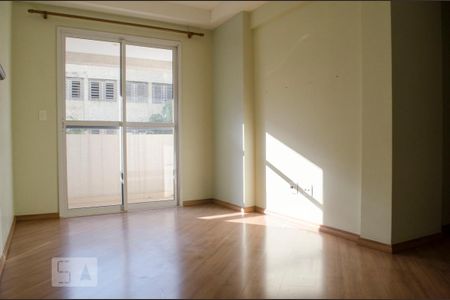 Apartamento à venda com 68m², 2 quartos e 1 vaga Apartamento à venda com 68m², 2 quartos e 1 vagaSala