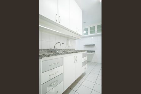 Apartamento à venda com 130m², 4 quartos e 3 vagasCozinha