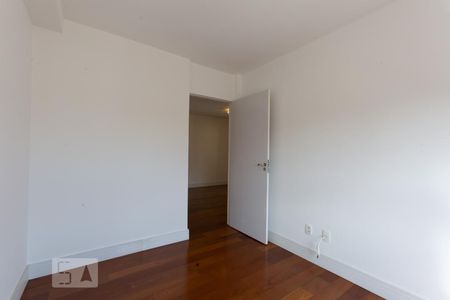 Apartamento para alugar com 76m², 2 quartos e 1 vagaQuarto 1
