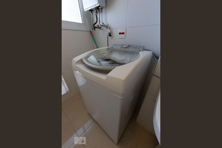 Apartamento para alugar com 76m², 2 quartos e 1 vagaÁrea de serviço