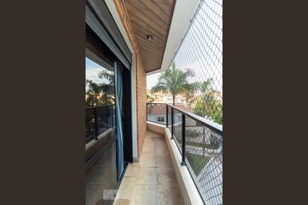 Apartamento à venda com 273m², 4 quartos e 3 vagas Apartamento à venda com 273m², 4 quartos e 3 vagasVaranda da suíte 3