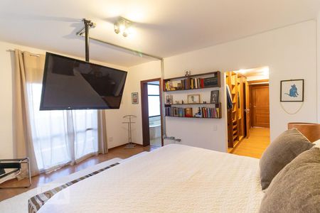 Apartamento à venda com 273m², 4 quartos e 3 vagas Apartamento à venda com 273m², 4 quartos e 3 vagasSuíte máster