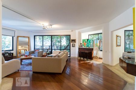 Sala de apartamento à venda com 4 quartos, 273m² em Vila Madalena, São Paulo