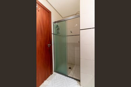 Apartamento à venda com 273m², 4 quartos e 3 vagas Apartamento à venda com 273m², 4 quartos e 3 vagasBanheiro da suíte 2