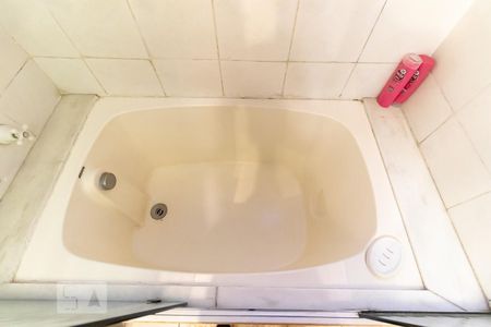 Apartamento à venda com 273m², 4 quartos e 3 vagas Apartamento à venda com 273m², 4 quartos e 3 vagasBanheiro da suíte 3