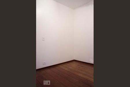 Apartamento à venda com 120m², 2 quartos e 1 vagaDispensa