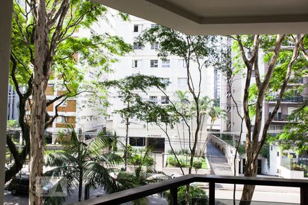 Apartamento para alugar com 72m², 2 quartos e 1 vagaOk