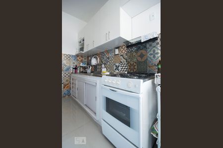 Cozinha de apartamento para alugar com 1 quarto, 80m² em Vila Uberabinha, São Paulo