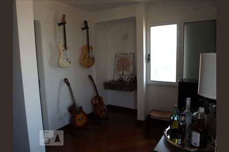 Apartamento à venda com 2 quartos, 130m² em Brooklin Paulista, São Paulo