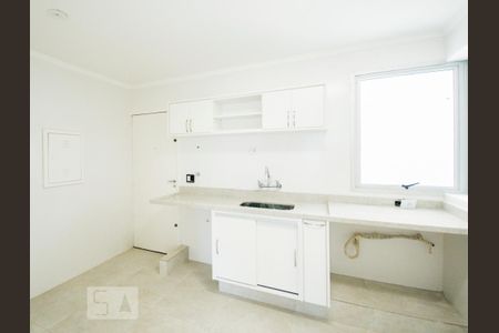 Apartamento à venda com 100m², 2 quartos e 1 vagaCozinha