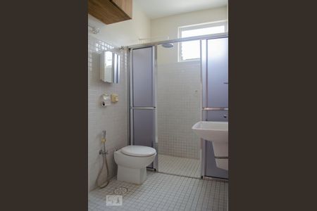 Banheiro de apartamento para alugar com 2 quartos, 80m² em Consolação, São Paulo