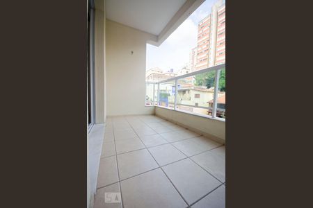 Apartamento para alugar com 85m², 3 quartos e 2 vagasVaranda