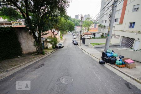 Apartamento para alugar com 85m², 3 quartos e 2 vagasRua