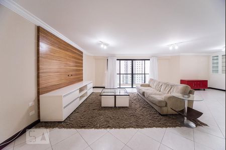 Apartamento para alugar com 240m², 4 quartos e 3 vagasSala