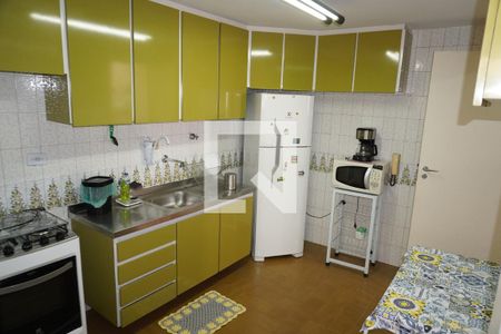 Apartamento para alugar com 82m², 2 quartos e 1 vagaCozinha