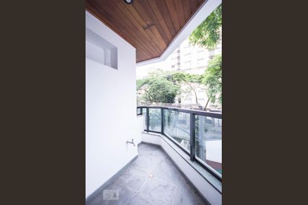 Apartamento à venda com 172m², 4 quartos e 2 vagasSacada