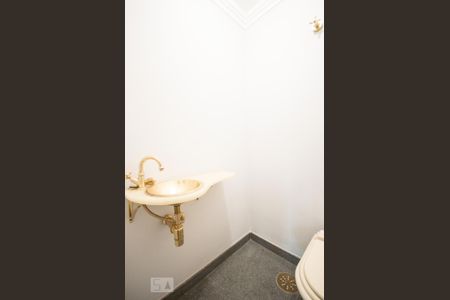 Apartamento à venda com 172m², 4 quartos e 2 vagasLavabo