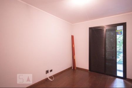 Apartamento à venda com 172m², 4 quartos e 2 vagasQuarto 02