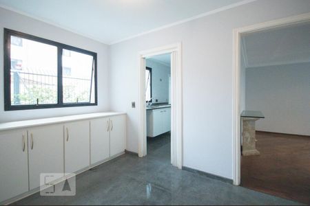 Apartamento à venda com 172m², 4 quartos e 2 vagasCopa