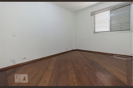Apartamento à venda com 90m², 2 quartos e 1 vagaQuarto 02