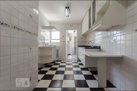 Apartamento à venda com 90m², 2 quartos e 1 vagaCozinha