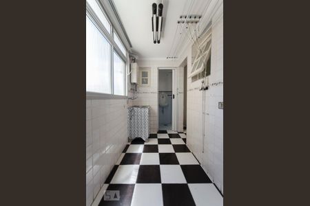 Apartamento à venda com 90m², 2 quartos e 1 vagaArea de serviço