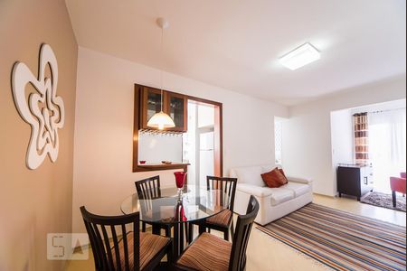 Sala de apartamento para alugar com 1 quarto, 50m² em Itaim Bibi, São Paulo