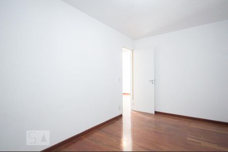 Quarto 01 de apartamento para alugar com 2 quartos, 77m² em Santo Amaro, São Paulo